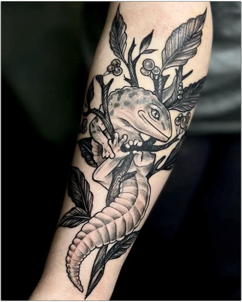 Lizard Tattoo Meaning: Personal Stories and。